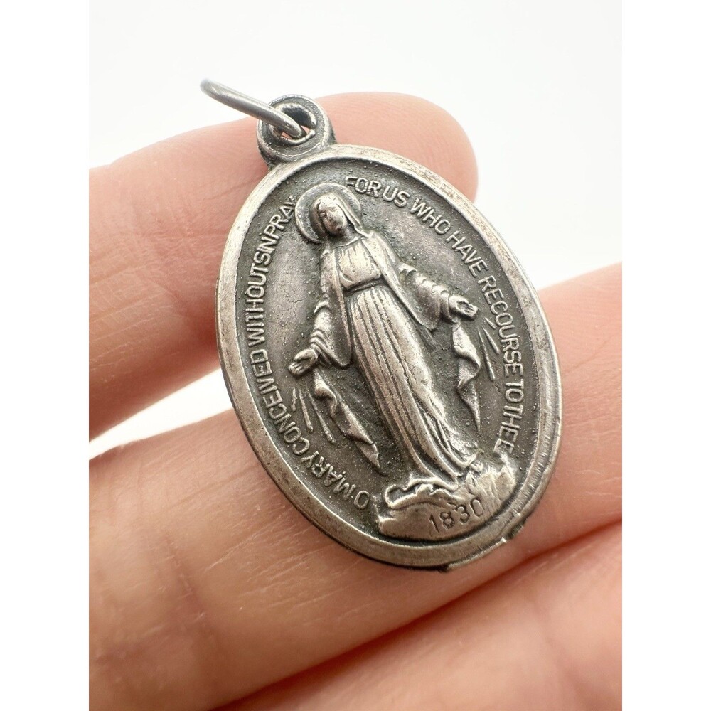 Vintage Miraculous Medal – Our Lady of Grace 1830 –Made in Italy